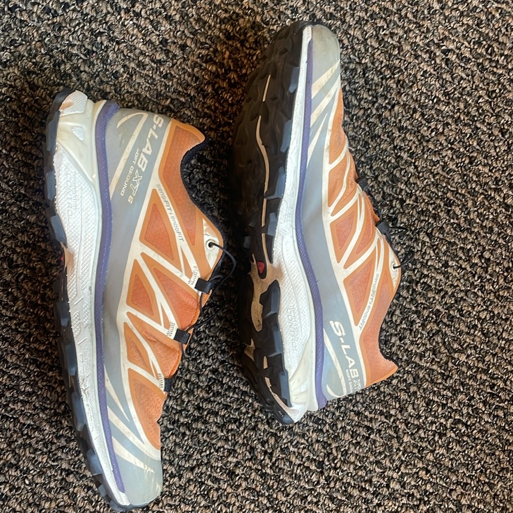Salomon orange shoes - Picture 2 of 5